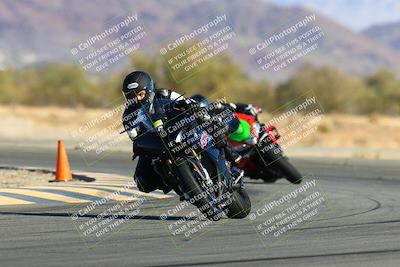 media/Jan-09-2022-SoCal Trackdays (Sun) [[2b1fec8404]]/Turn 14 (10am)/